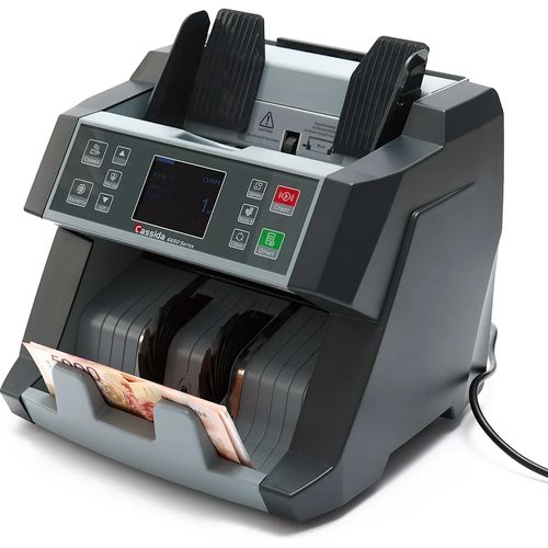 Интерфейс и панель управления Cassida 6650