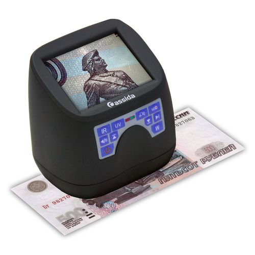 Процесс проверки банкноты детектором Cassida MFD1
